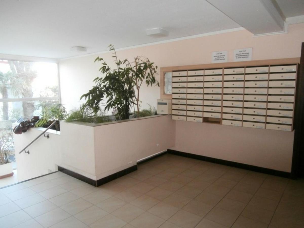 Joli Studio En Centre-Ville Avec Parking, Animaux Admis - Fr-1-2-304 Hendaye Extérieur photo